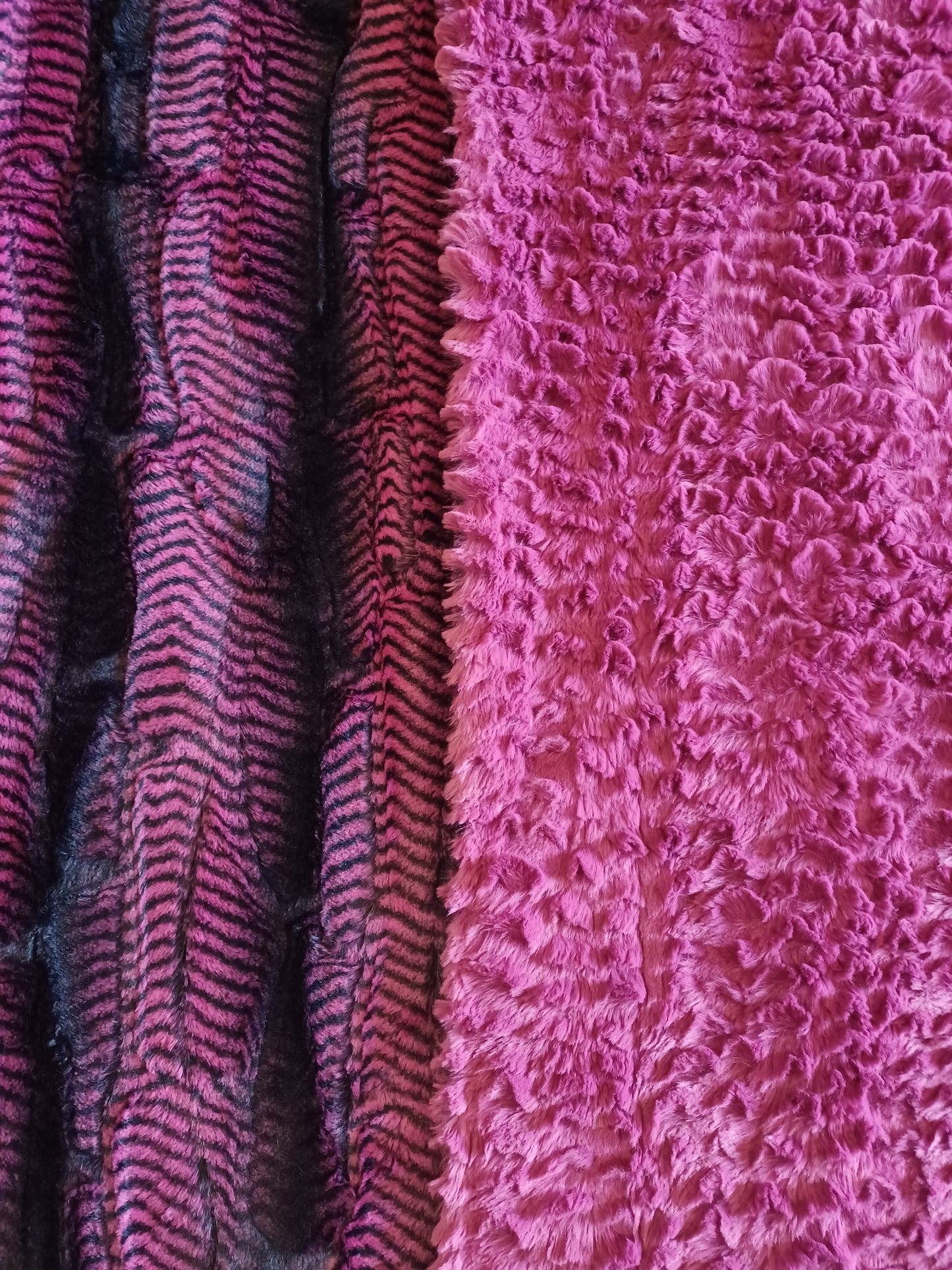 60x90 Claret mamba on claret Florence