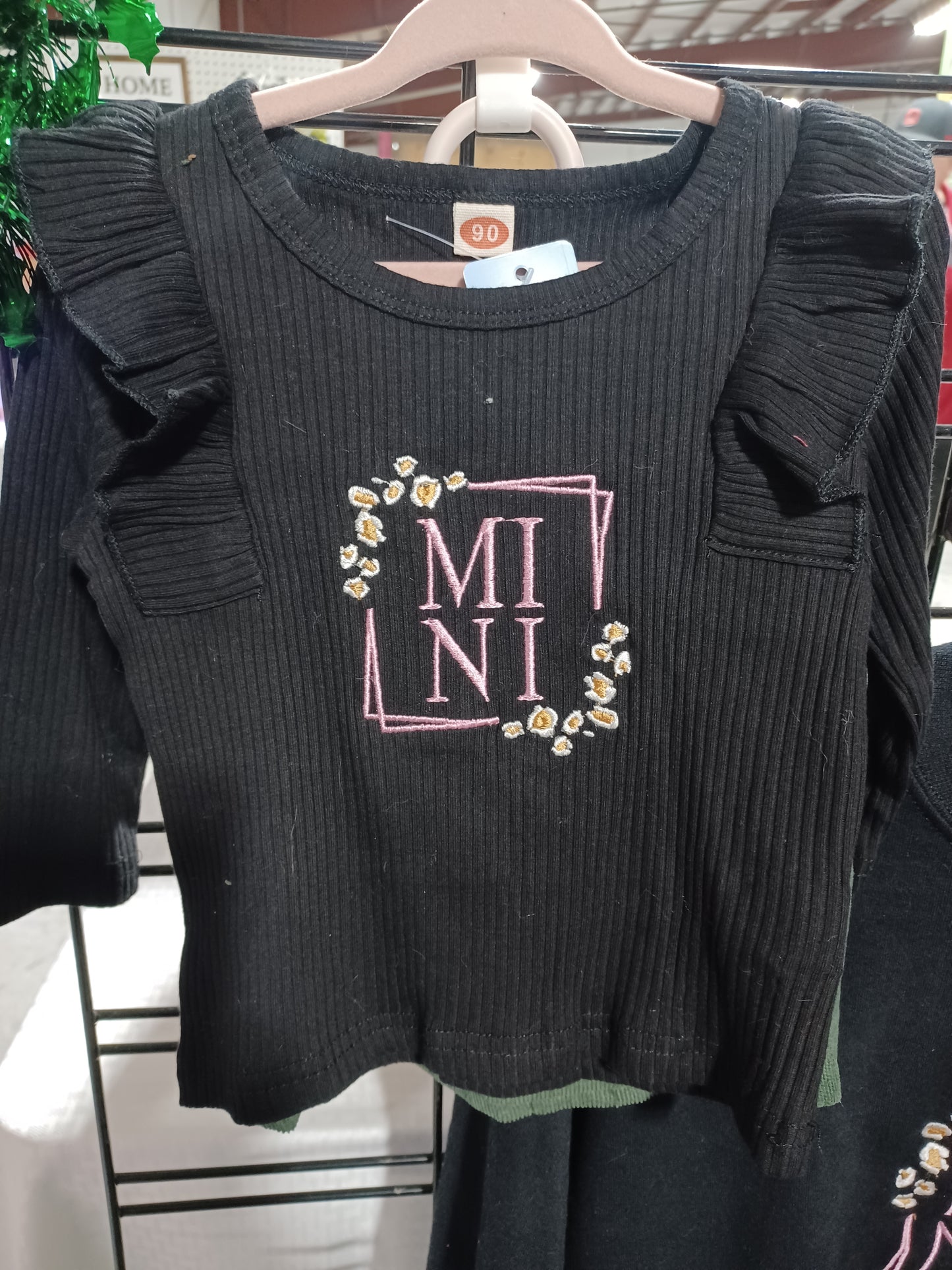 9-12 mos Mini skirt/shirt set