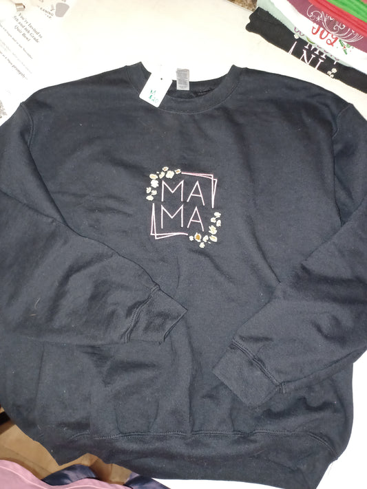 Size M Mama sweatshirt