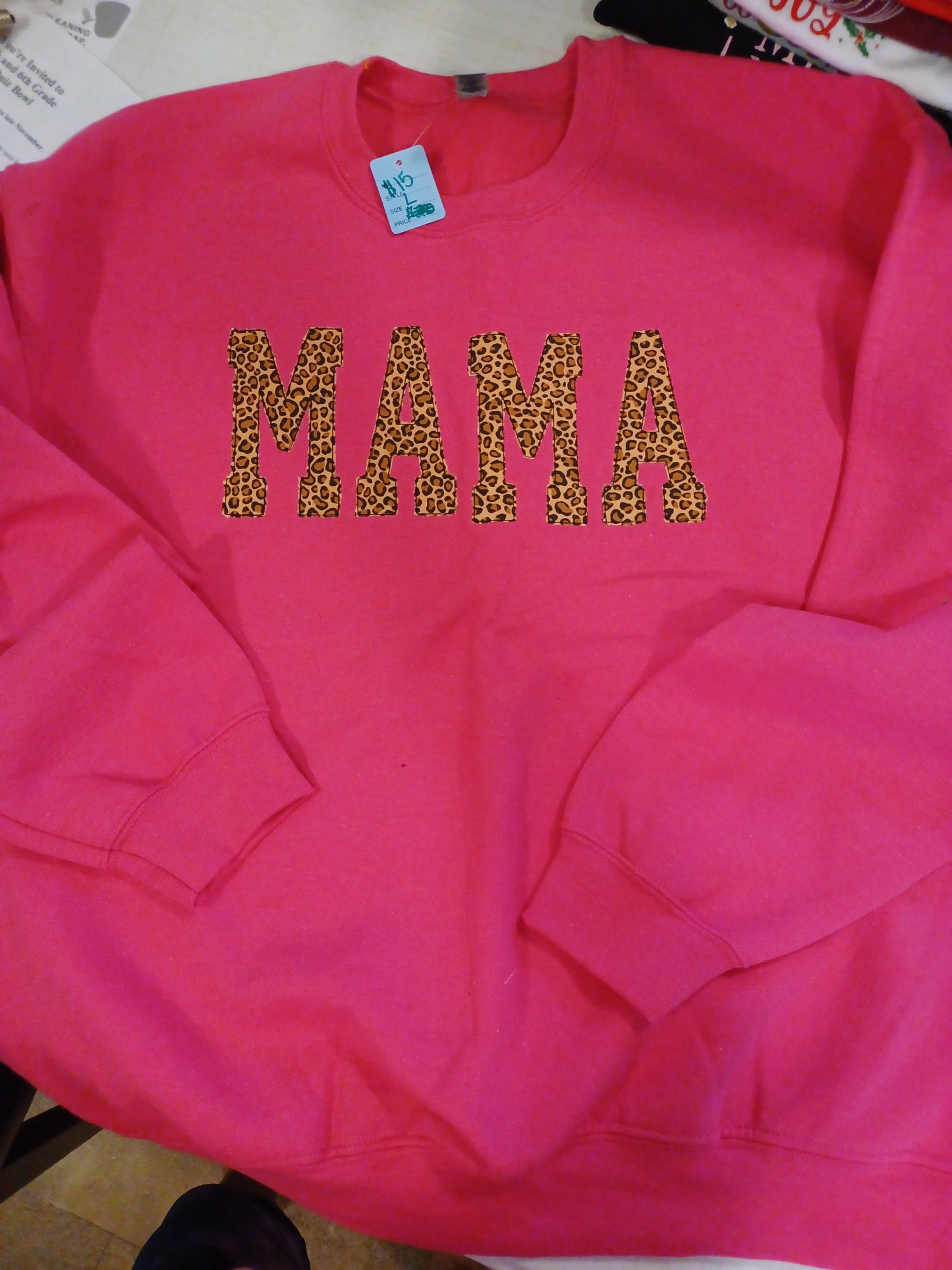 Size L Mama sweatshirt pink (slight flaw)