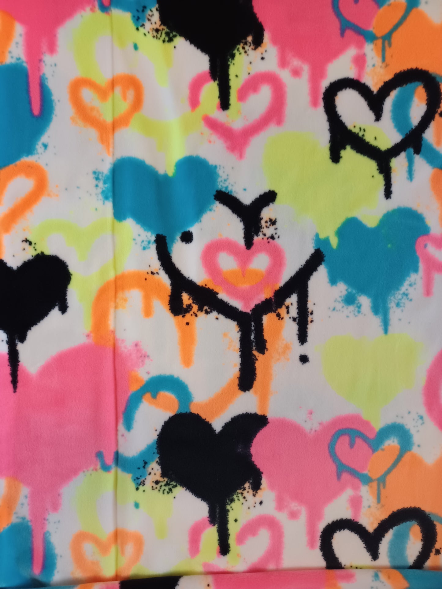 30x36 double sided squish spray paint hearts