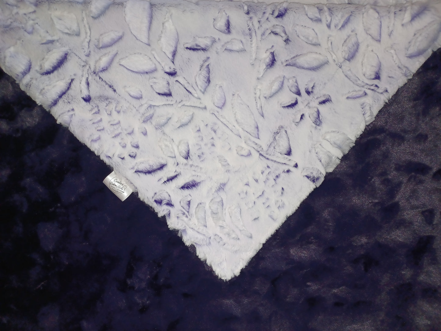 60x74 amethyst poppy on blackberry bella
