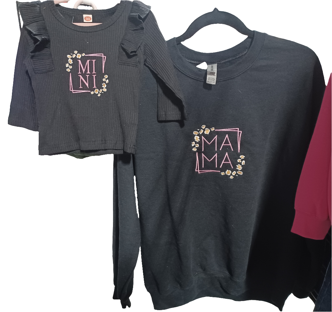 Size M Mama sweatshirt