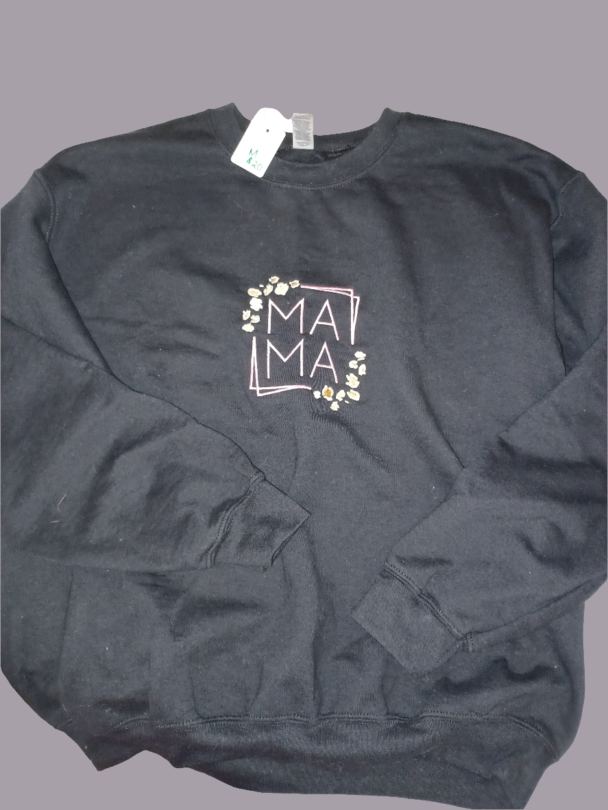Size M Mama sweatshirt